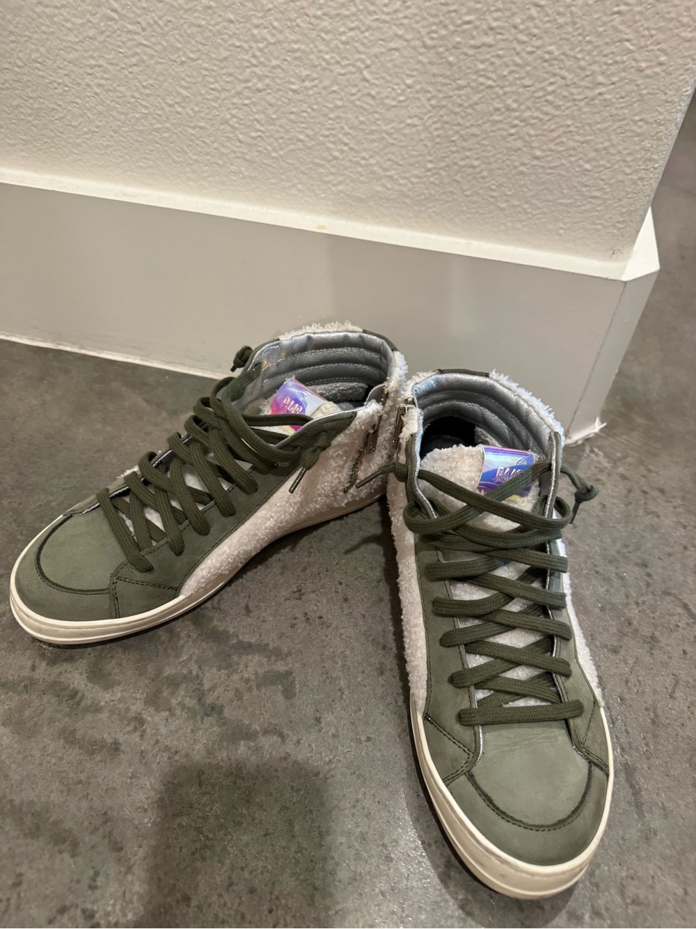 P448 Sneakers